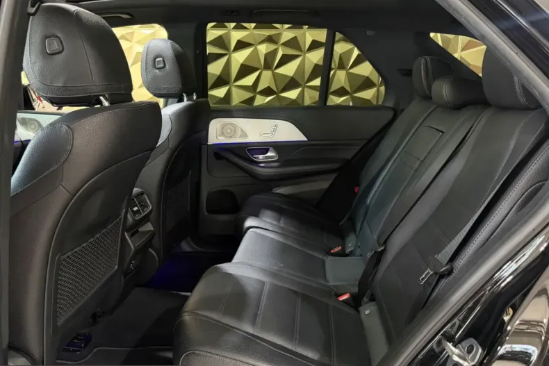 Mercedes-Benz GLE 300 (Clasa GLE) din 2023 cu 68.000 km - oferta MER240189 - foto 39