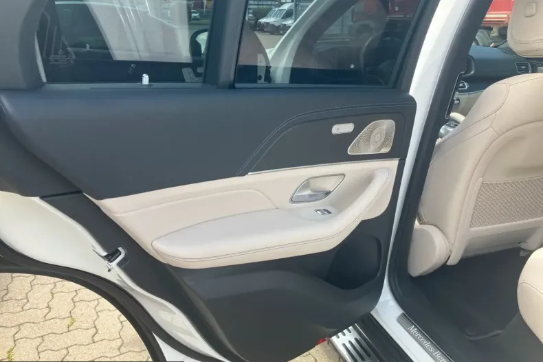 Mercedes-Benz GLE 350 (Clasa GLE) din 2024 cu 36.306 km - oferta MER240191 - foto 16