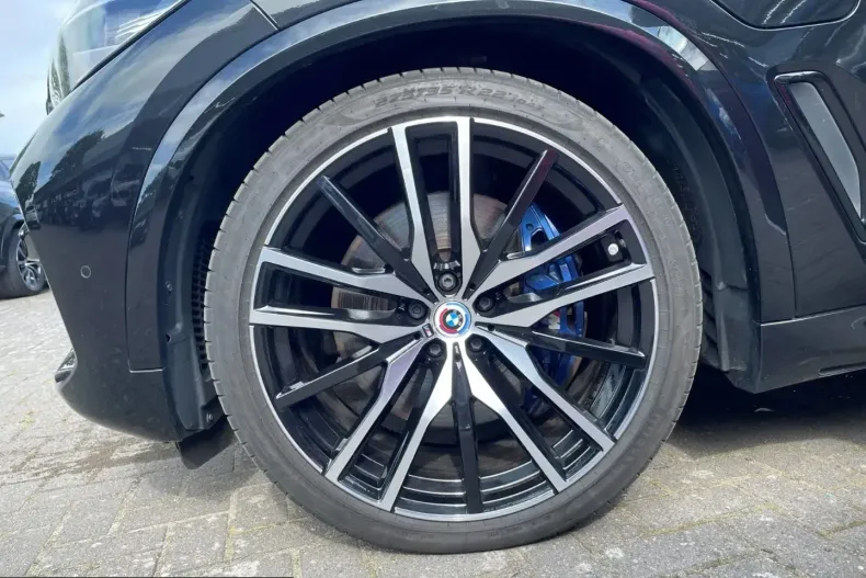 BMW X5 (Seria X) din 2022 cu 70.833 km - oferta BMW240192 - foto 12