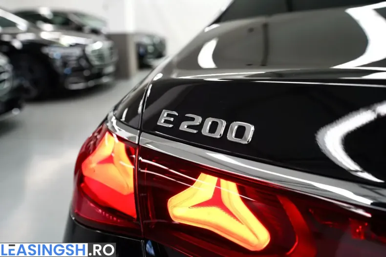Mercedes-Benz E 200 (Clasa E) din 2025 cu 26.900 km - oferta MER240199 - foto 7
