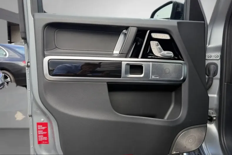 Mercedes-Benz G 500 (Clasa G) din 2025 cu 4.273 km - oferta MER240206 - foto 10