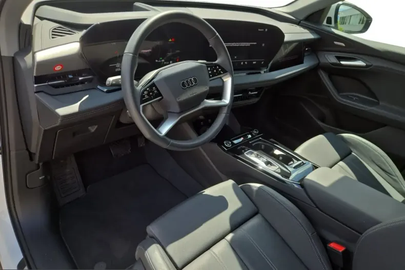 Audi Q6 e-tron din 2025 cu 33.746 km - oferta AUD240216 - foto 4