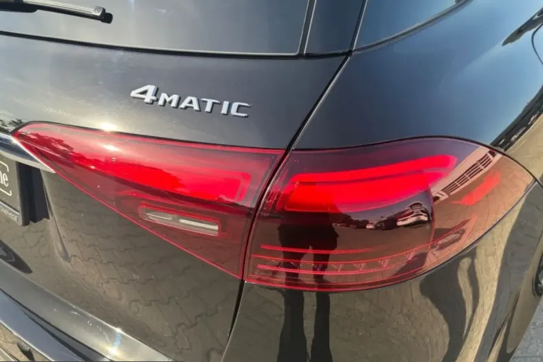 Mercedes-Benz GLE 400 (Clasa GLE) din 2024 cu 65.632 km - oferta MER240218 - foto 13