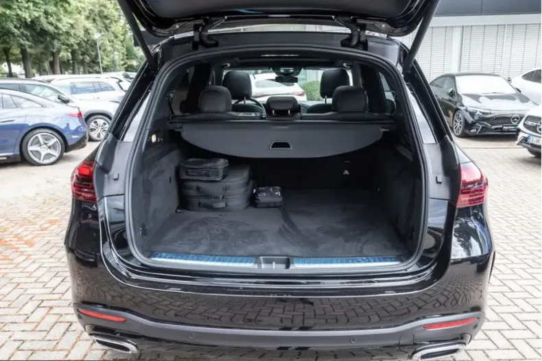 Mercedes-Benz GLE 350 (Clasa GLE) din 2025 cu 7.334 km - oferta MER240219 - foto 6