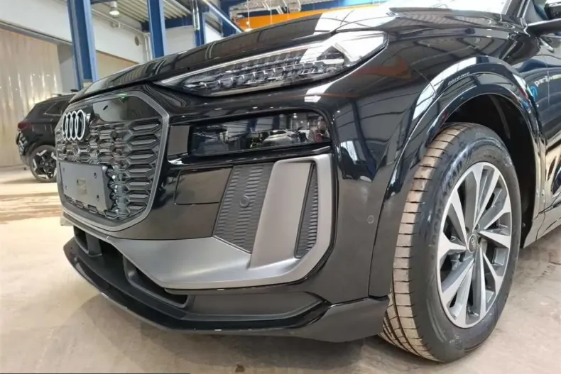 Audi Q6 e-tron din 2025 cu 18.389 km - oferta AUD240221 - foto 21