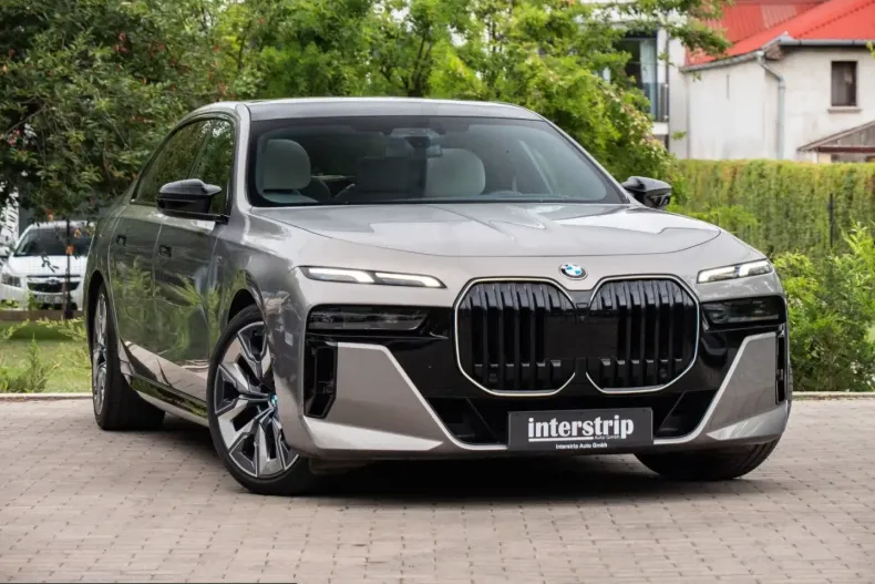 BMW 740 (Seria 7) din 2023 cu 60.500 km - oferta BMW240223 - foto 3