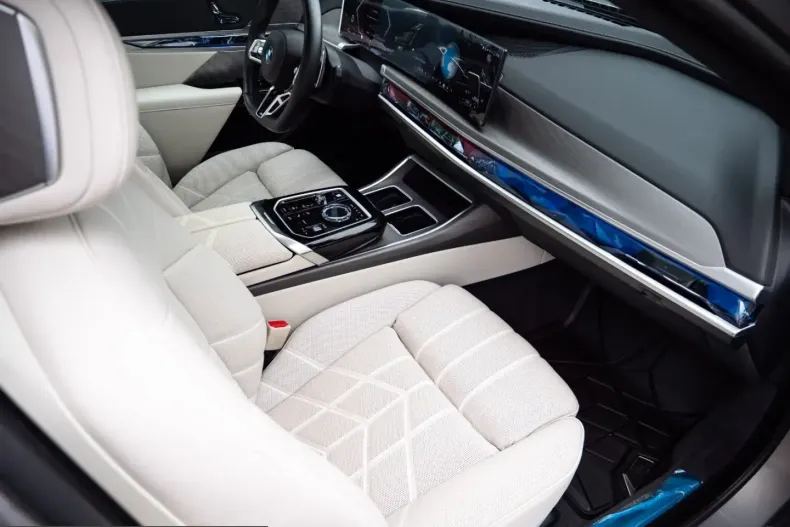 BMW 740 (Seria 7) din 2023 cu 60.500 km - oferta BMW240223 - foto 23