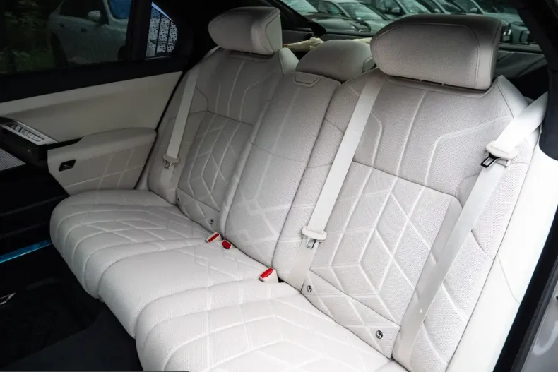 BMW 740 (Seria 7) din 2023 cu 60.500 km - oferta BMW240223 - foto 31