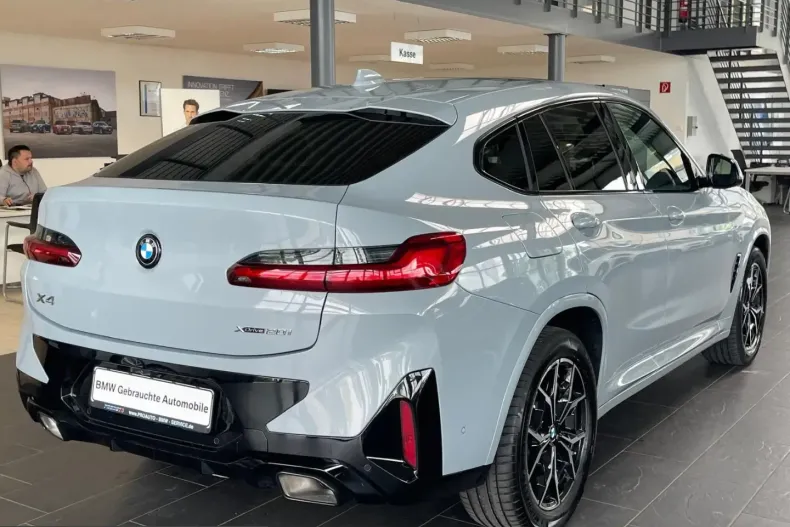 BMW X4 (Seria X) din 2024 cu 9.025 km - oferta BMW240226 - foto 3