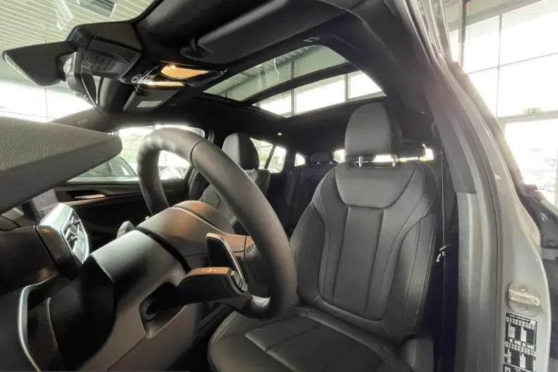 BMW X4 (Seria X) din 2024 cu 9.025 km - oferta BMW240226 - foto 7