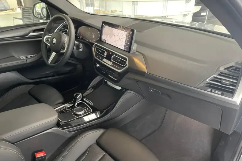 BMW X4 (Seria X) din 2024 cu 9.025 km - oferta BMW240226 - foto 8