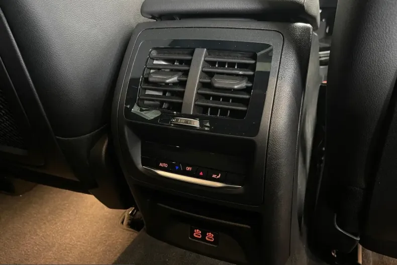 BMW X4 (Seria X) din 2024 cu 9.025 km - oferta BMW240226 - foto 14