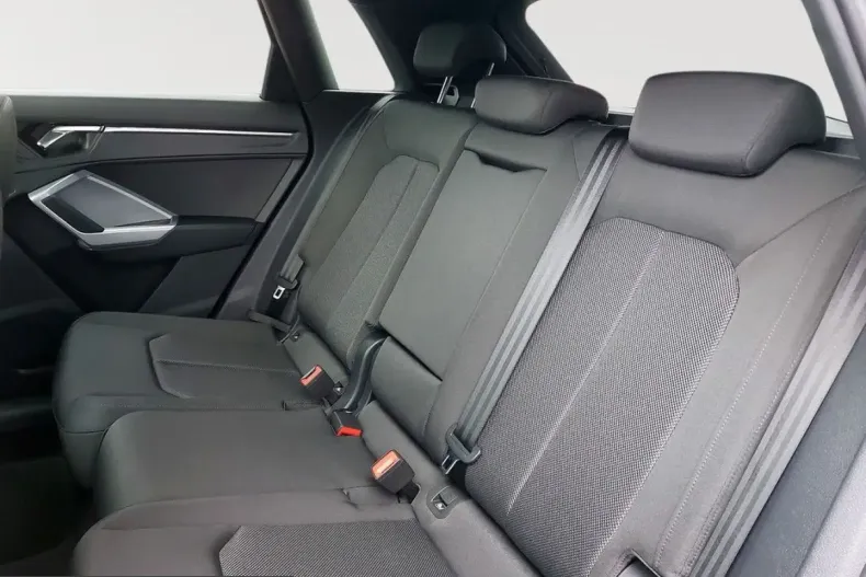 Audi Q3 din 2022 cu 29.500 km - oferta AUD240236 - foto 7