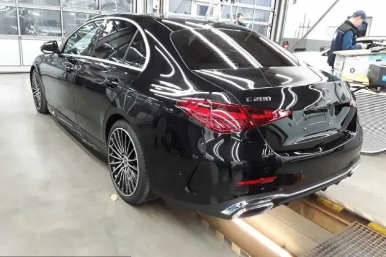 Mercedes-Benz C 200 (Clasa C) din 2023 cu 42.600 km - oferta MER240240 - foto 4
