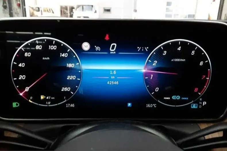 Mercedes-Benz C 200 (Clasa C) din 2023 cu 42.600 km - oferta MER240240 - foto 10