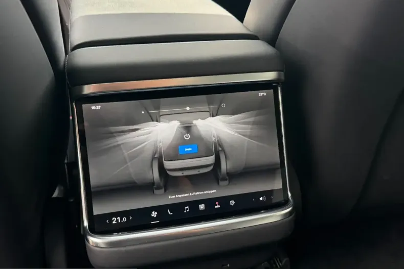 Tesla Model S din 2023 cu 28.200 km - oferta TES240243 - foto 16