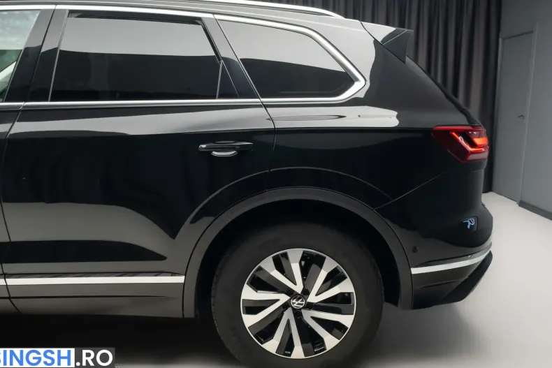 Volkswagen Touareg din 2023 cu 113.736 km - oferta VOL240247 - foto 8