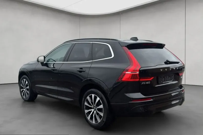 Volvo XC60 din 2025 cu 7.445 km - oferta VOL240250 - foto 3