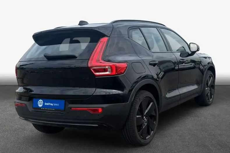 Volvo XC40 din 2025 cu 9.908 km - oferta VOL240252 - foto 2