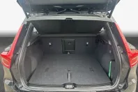 Volvo XC40 din 2025 cu 9.908 km - oferta VOL240252 - foto 8