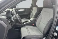 Volvo XC40 din 2025 cu 9.908 km - oferta VOL240252 - foto 9
