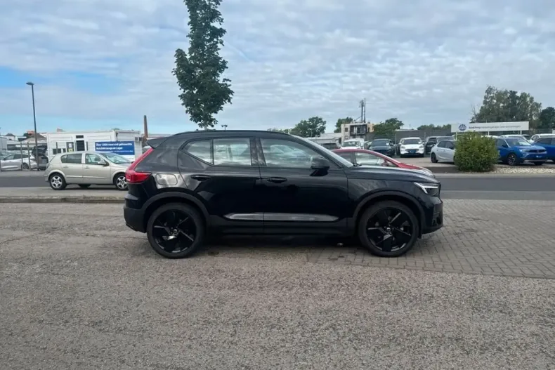 Volvo XC40 din 2025 cu 9.908 km - oferta VOL240252 - foto 24