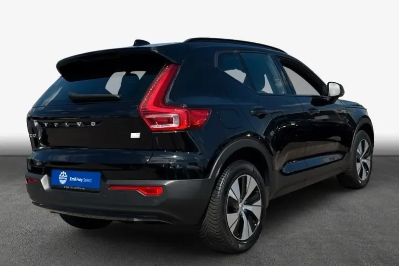 Volvo XC40 din 2023 cu 24.619 km - oferta VOL240254 - foto 2