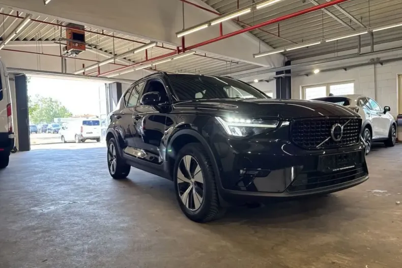 Volvo XC40 din 2023 cu 24.619 km - oferta VOL240254 - foto 25