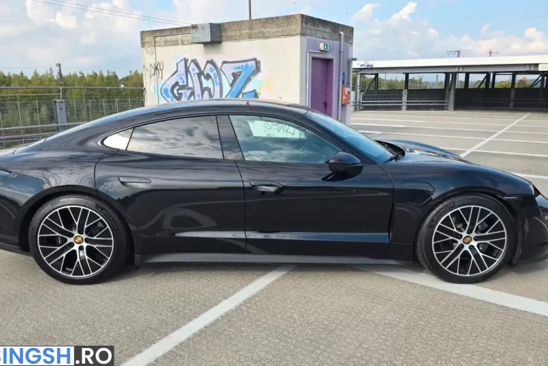 Porsche Taycan din 2023 cu 4.000 km - oferta POR240260 - foto 8