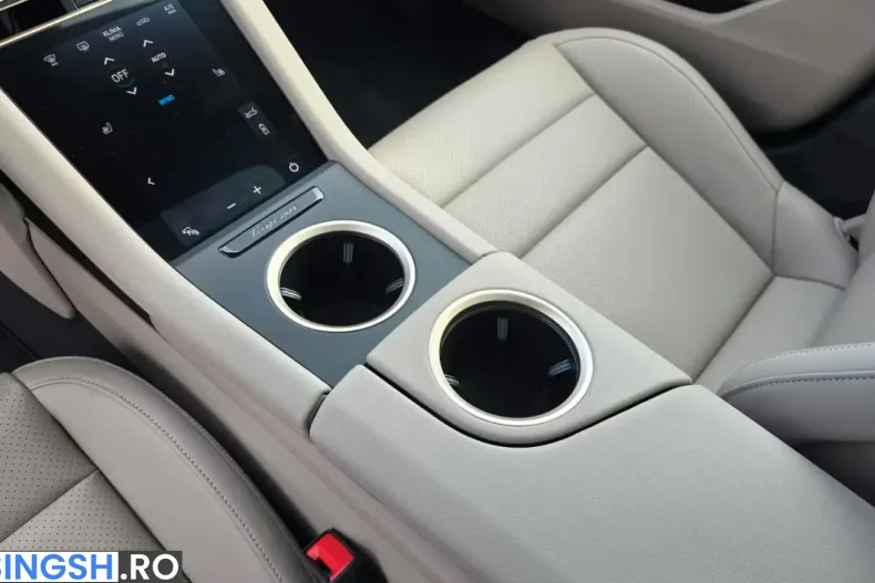 Porsche Taycan din 2023 cu 4.000 km - oferta POR240260 - foto 19