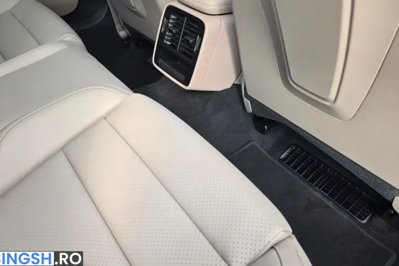 Porsche Taycan din 2023 cu 4.000 km - oferta POR240260 - foto 27