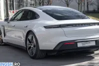 Porsche Taycan din 2023 cu 4.304 km - oferta POR240261 - foto 3