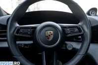 Porsche Taycan din 2023 cu 4.304 km - oferta POR240261 - foto 17