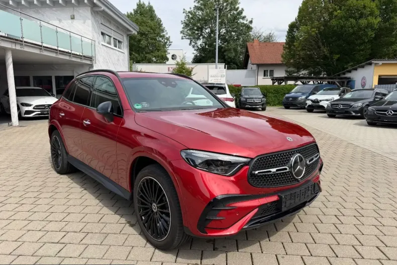 Mercedes-Benz GLC 300 (Clasa GLC) din 2023 cu 40.490 km - oferta MER240279 - foto 1