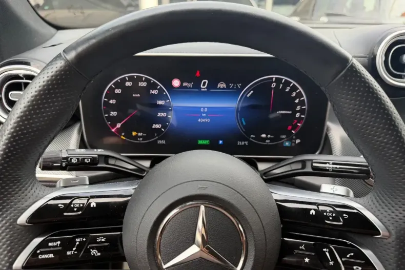 Mercedes-Benz GLC 300 (Clasa GLC) din 2023 cu 40.490 km - oferta MER240279 - foto 18