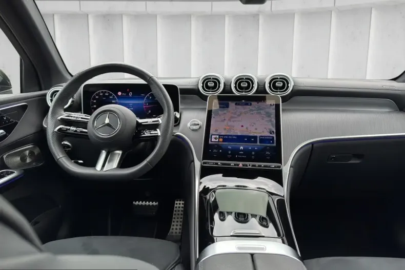 Mercedes-Benz GLC 300 (Clasa GLC) din 2025 cu 9.782 km - oferta MER240282 - foto 13