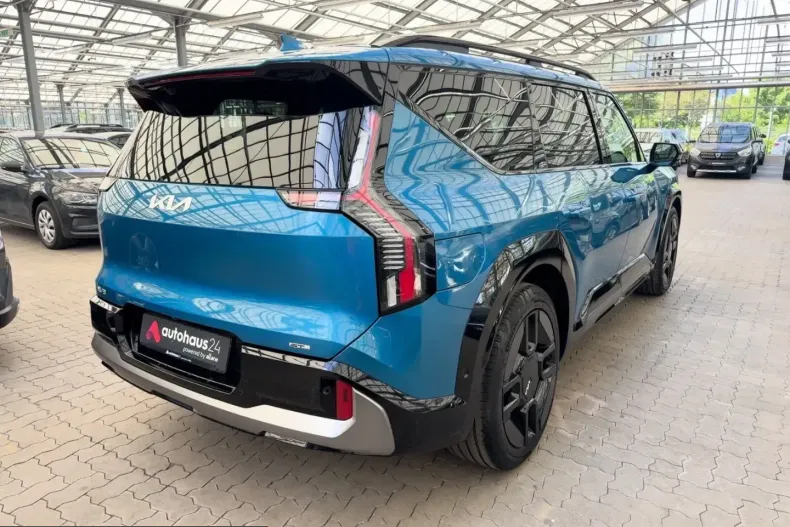 Kia EV9 din 2025 cu 15.331 km - oferta KIA240284 - foto 5