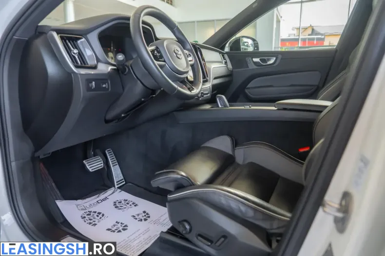 Volvo XC40 din 2022 cu 138.000 km - oferta VOL240307 - foto 13