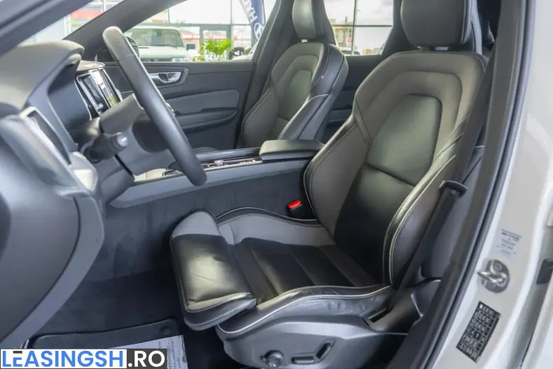 Volvo XC40 din 2022 cu 138.000 km - oferta VOL240307 - foto 20
