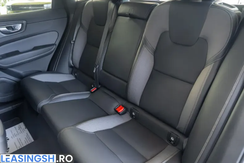 Volvo XC40 din 2022 cu 138.000 km - oferta VOL240307 - foto 22