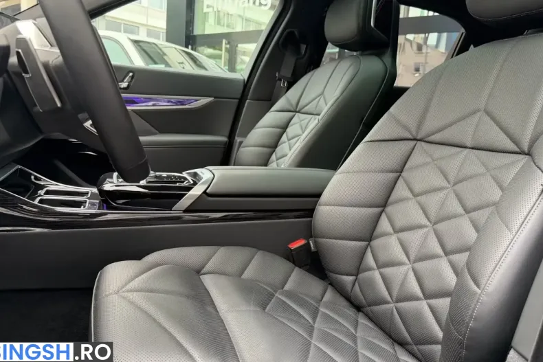 BMW 740 (Seria 7) din 2025 cu 22.110 km - oferta BMW240312 - foto 9