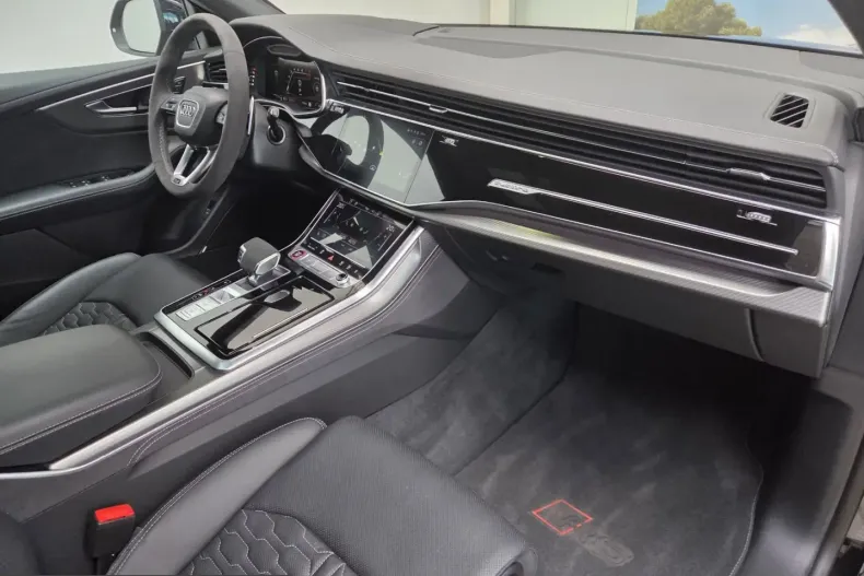 Audi RSQ8 din 2025 cu 9.850 km - oferta AUD240324 - foto 28