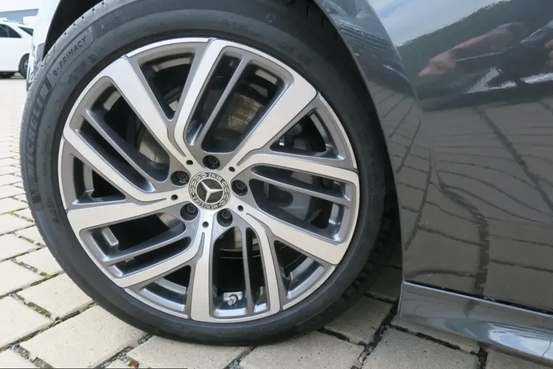 Mercedes-Benz E 220 (Clasa E) din 2025 cu 20.262 km - oferta MER240325 - foto 15