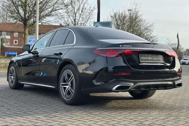 Mercedes-Benz E 450 (Clasa E) din 2025 cu 14.944 km - oferta MER240331 - foto 4