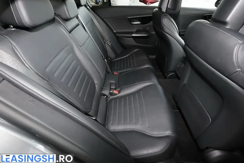 Mercedes-Benz C 200 (Clasa C) din 2022 cu 69.300 km - oferta MER240336 - foto 6