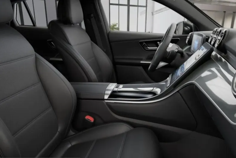 Mercedes-Benz GLC 200 (Clasa GLC) din 2025 cu 14.277 km - oferta MER240350 - foto 7