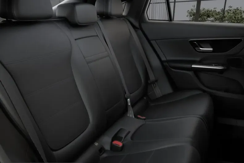 Mercedes-Benz GLC 200 (Clasa GLC) din 2025 cu 14.277 km - oferta MER240350 - foto 9