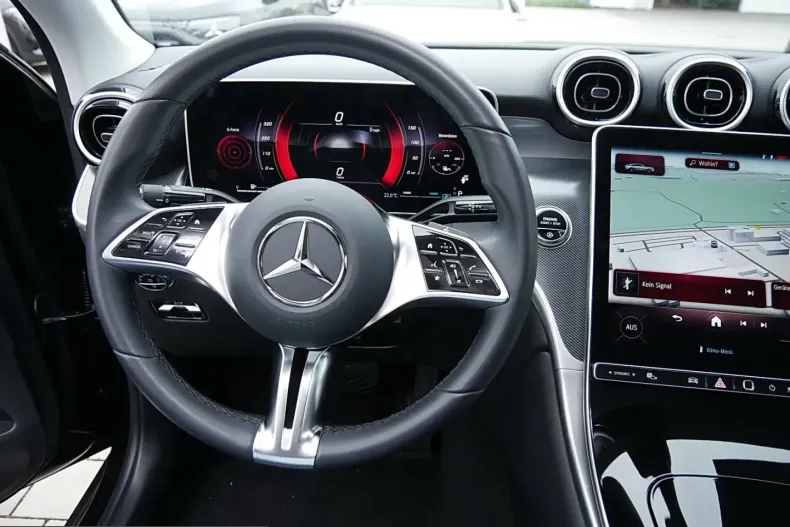 Mercedes-Benz GLC 200 (Clasa GLC) din 2025 cu 16.701 km - oferta MER240351 - foto 11