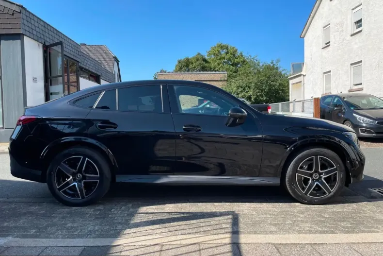 Mercedes-Benz GLC 200 (Clasa GLC) din 2025 cu 7.250 km - oferta MER240352 - foto 9