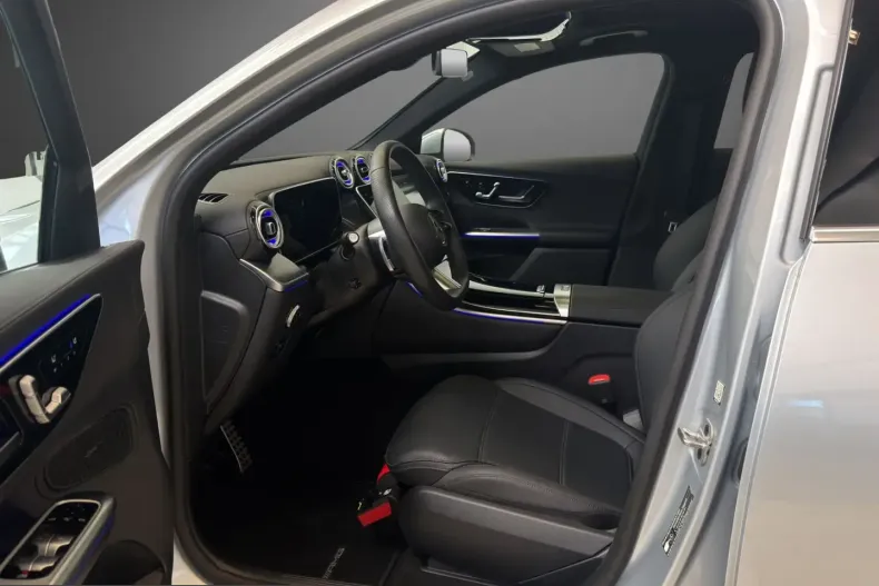 Mercedes-Benz GLC 220 (Clasa GLC) din 2025 cu 13.830 km - oferta MER240354 - foto 7